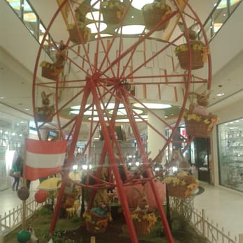 Skyline Plaza - Shopping Centers Near Me - Frankfurt, HE Skyline Plaza - Shopping Centers Near Me - Frankfurt, HE