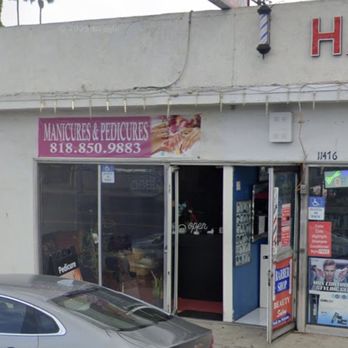 Fanny Nail Studio - Street sidewalk entrance - Nail Salons Near Me - North Hollywood, California