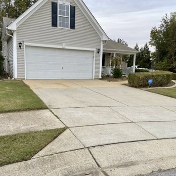 Rojas Pro Services - Lawn maintenance - Pressure Washers Near Me - Selma, North Carolina Rojas Pro Services - Lawn maintenance - Pressure Washers Near Me - Selma, North Carolina