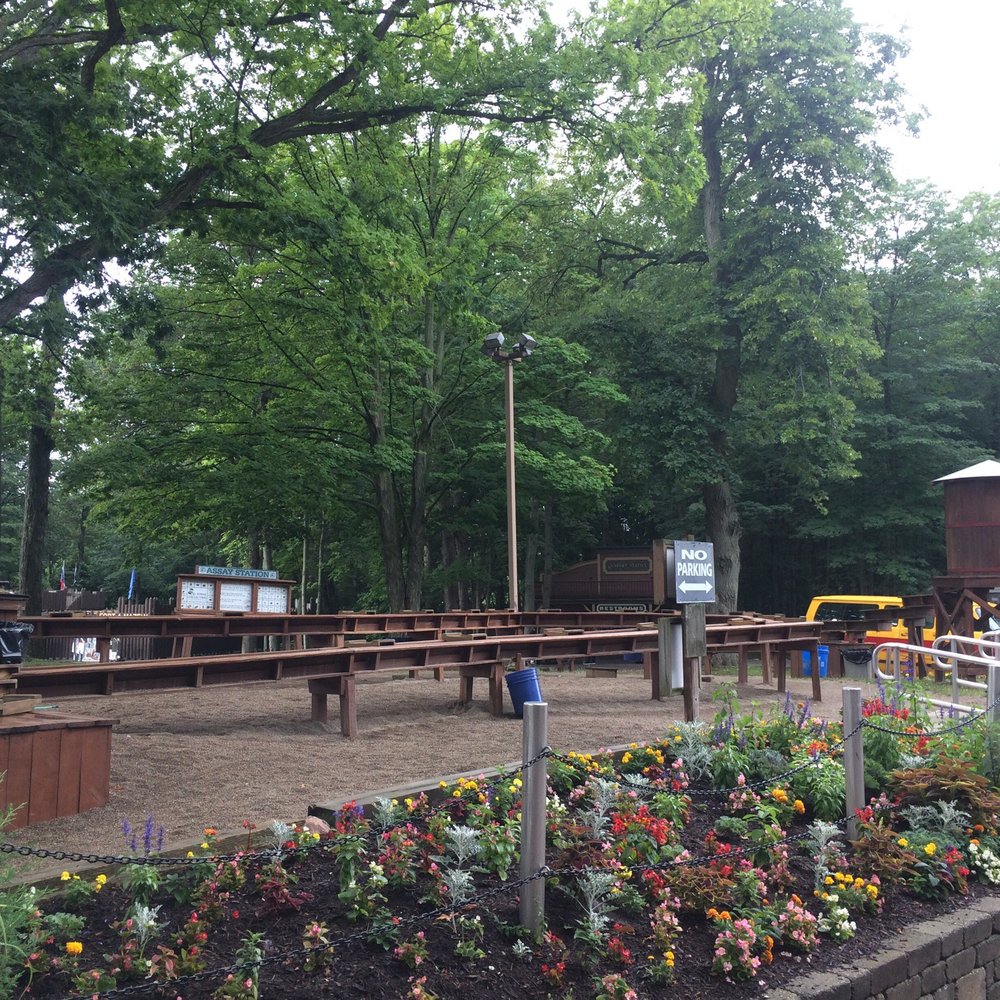Perry's Cave - Amusement Parks Near Me - Put In Bay, Ohio
