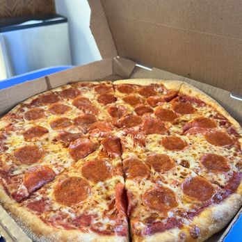 Bonello's New York Pizza - Pepperoni pizza - Pizza Near Me - San Pedro, California Bonello's New York Pizza - Pepperoni pizza - Pizza Near Me - San Pedro, California