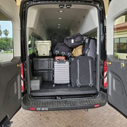 Napa Solano Shuttles - Large trunk size