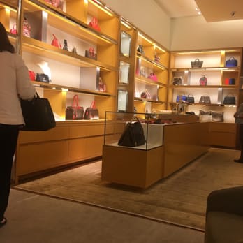 Louis Vuitton - Leather Goods Near Me - Edina, Minnesota