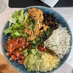Beats & Burritos - Chicken, black beans, rice, cheese, guac, peppers and onion, cilantro, pico and lettuce. A bowl of heavenly goodness.