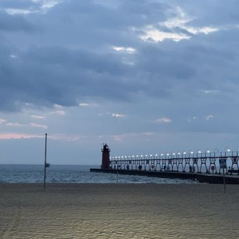 South Haven Lighthouse - Landmarks & Historical Buildings Near Me - South Haven, Michigan South Haven Lighthouse - Landmarks & Historical Buildings Near Me - South Haven, Michigan