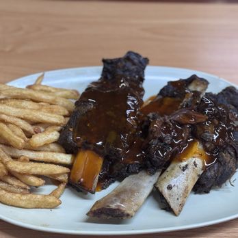 Yummy Burgers & BBQ - Burgers Near Me - Richardson, Texas Yummy Burgers & BBQ - Burgers Near Me - Richardson, Texas