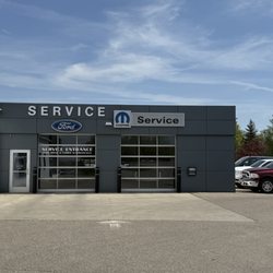 Veero - We service all makes and models at Veero Ford & Chrysler Dodge Jeep Ram of Morris. "Where standard is exceptional, every day."