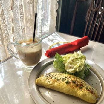 Viola’s Bar & Bistro - Omelette and banana bread latte - French Near Me - Monrovia, California Viola’s Bar & Bistro - Omelette and banana bread latte - French Near Me - Monrovia, California