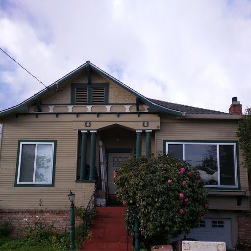 Slide of Clean Builders and Deluxe Windows