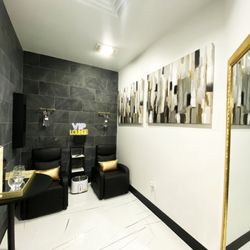 VIP Lounge