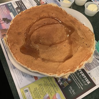 Metro Diner - 12 inch Pancake Challenge - American Near Me - St. Augustine, Florida
