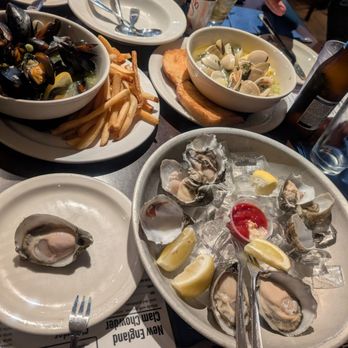 The Dutchie - Muscles, steamed clams and oysters oh my!! - Seafood Near Me - Morro Bay, California The Dutchie - Muscles, steamed clams and oysters oh my!! - Seafood Near Me - Morro Bay, California