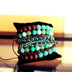 Arm candy !