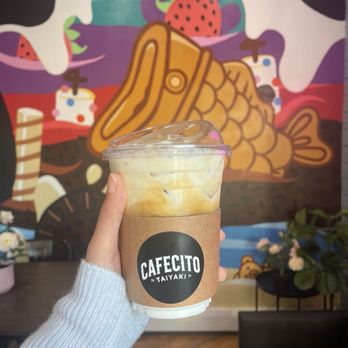 Helado Taiyaki - Iced Vanilla bean latte - Cafes Near Me - Providence, Rhode Island