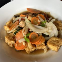 Sawadee Thai Cuisine - Tofu basil dish