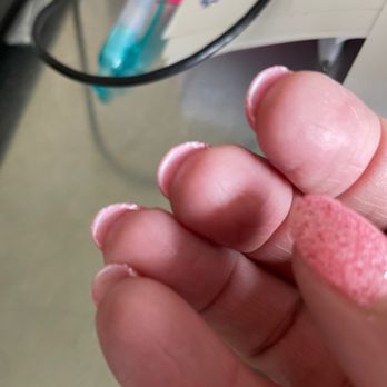 Utopia Nails II - Both hands the new acrylics are rough and jagged. - Nail Salons Near Me - Kenosha, Wisconsin