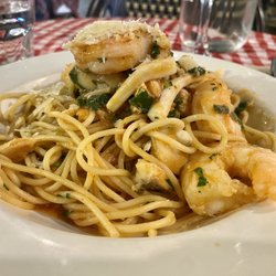 Borchelli Ristorante - Spaghetti Mariana. Perfect Seafood paste with light tomato sauce!