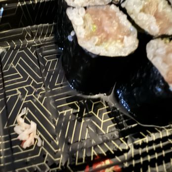 Samurai Sushi - Fatty tuna sitting in oil - Japanese Near Me - East Rutherford, New Jersey