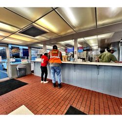 Mickey's Drive-In - Inside Mickey's Drive In . 635 Mannheim Rd, Bellwood, IL