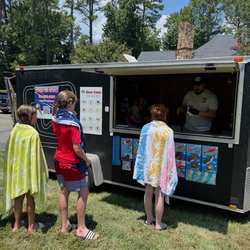Bucks Ice Cream - Pool party with sweet treats from Bucks Ice Cream