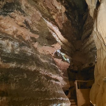 Talking Rocks Cavern - Walking Tours Near Me - Branson West, Missouri