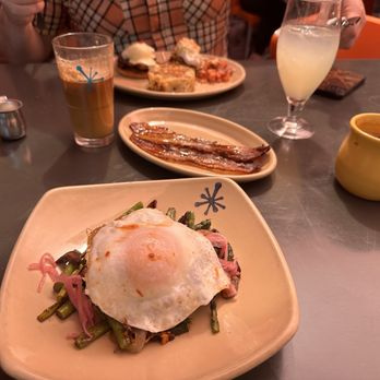 Snooze, an A.M. Eatery - Sweet Potato Veggie Smash Up* - Breakfast & Brunch Near Me - Tempe, Arizona Snooze, an A.M. Eatery - Sweet Potato Veggie Smash Up* - Breakfast & Brunch Near Me - Tempe, Arizona