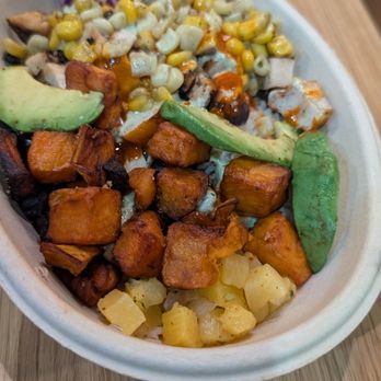 Rubio's Coastal Grill - Rainbow Bowl with chicken - Mexican Near Me - El Segundo, California Rubio's Coastal Grill - Rainbow Bowl with chicken - Mexican Near Me - El Segundo, California