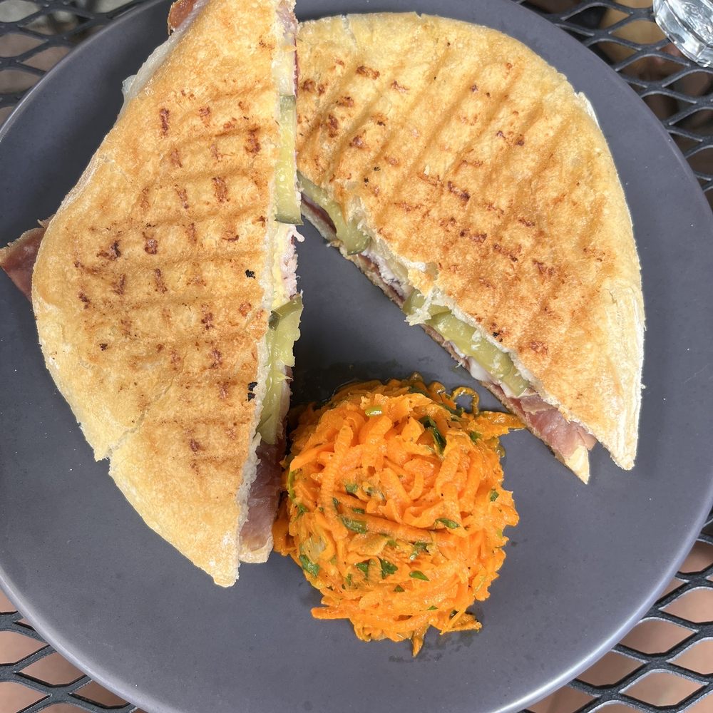 Yummmm- the perfect proportion for lunch Yummmm- the perfect proportion for lunch