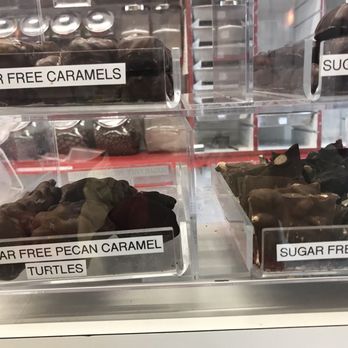 Fudge N Stuff - Candy Stores Near Me - Montauk, New York
