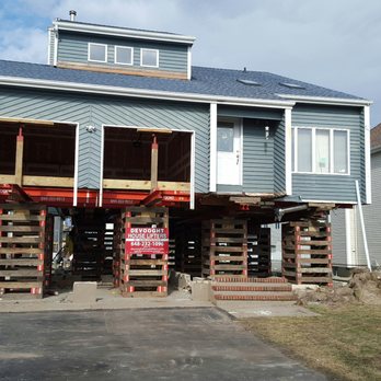 DeVooght House Lifters - Snow & cold doesn't stop these guys! Excellent house lifters - Damage Restoration Near Me - Brick, New Jersey