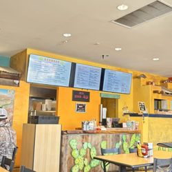 Senor Bob's Burgers And Dogs - The food was delicious and the service was great. We would recommend this spot. We will be stopping by on our next trip from California.