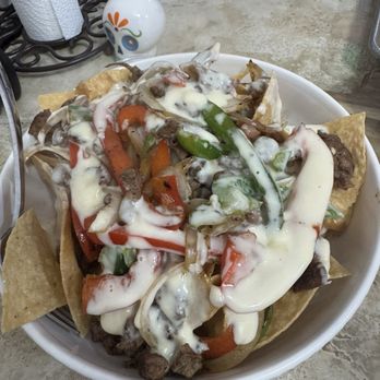 Chinelos Taqueria - Nachos Fajita - Mexican Near Me - Kenneth City, Florida
