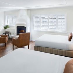 Coachman's Inn - Newly updated guestrooms