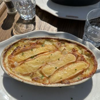Restaurant Joséphine - Tartiflette - French Near Me - Chamonix-Mont-Blanc, 74 Restaurant Joséphine - Tartiflette - French Near Me - Chamonix-Mont-Blanc, 74