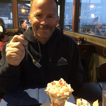 The Dutchie - Birthday sundae - Seafood Near Me - Morro Bay, California The Dutchie - Birthday sundae - Seafood Near Me - Morro Bay, California