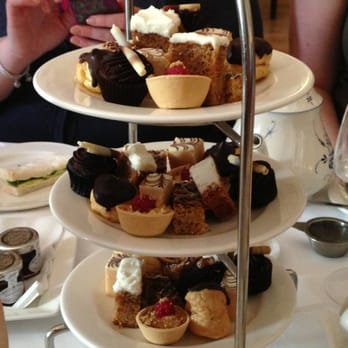 Scotsman Hotel - Hotels Near Me - Edinburgh, EDH