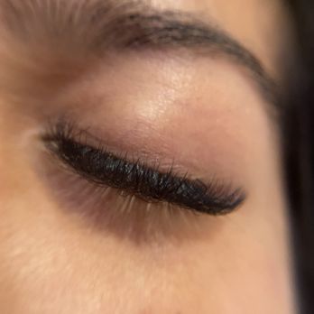 Glamourlash - Eyelashes volume set - Eyelash Service Near Me - Braintree, Massachusetts Glamourlash - Eyelashes volume set - Eyelash Service Near Me - Braintree, Massachusetts
