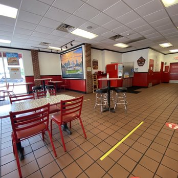 Firehouse Subs - Spaced - Sandwiches Near Me - Miami, Florida