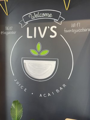 Liv's Juice + Acai Bar by null