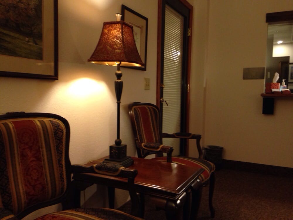 Lois Onsum, MSMFT - grief counselor in Bakersfield, CA