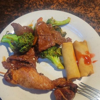 Wok & Roll - Japanese Near Me - Tucson, Arizona