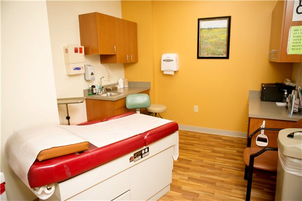 Bryn Mawr Skin & Cancer Institute Bryn Mawr BRYN MAWR SKIN & CANCER INSTITUTE - NEWTOWN SQUARE - Updated July 2025
