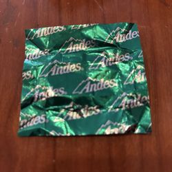 Darby's Restaurant & Pub - Andes candies came with the check.