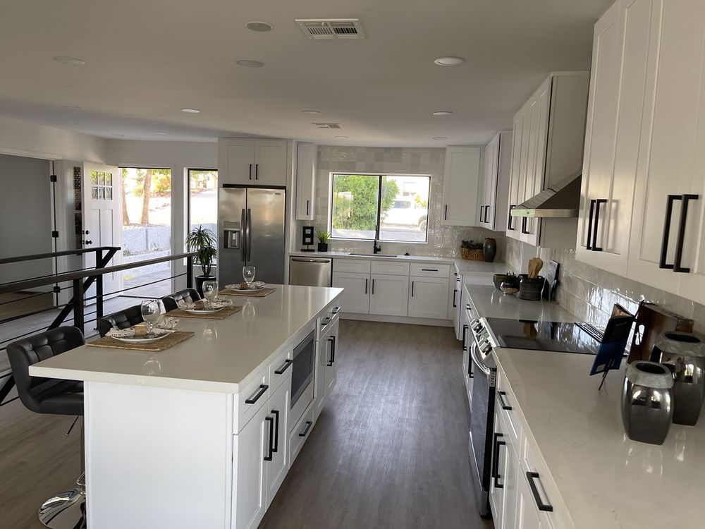 GRIZZLY GRANITE Updated September 2024 14 Photos Gilbert, Arizona