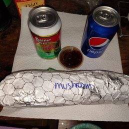 My "regular" size mushroom sandwich was HUGE! Do yourself a favor and dip your fries in the barbecue sauce.
