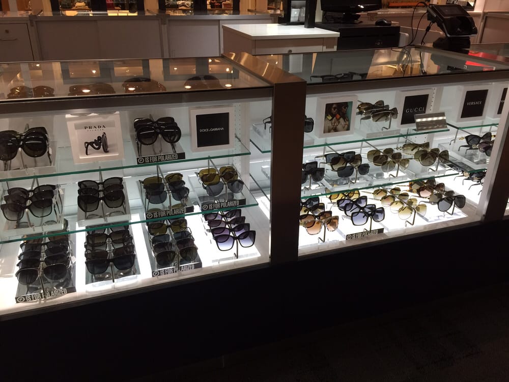 SUNGLASS HUT Updated August 2024 1700 W Int'l Speedway Blvd