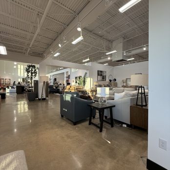 Ashley Store - Furniture - Furniture Stores Near Me - Colonial Heights, Virginia