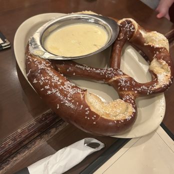 Crystal Beer Parlor - Southern Near Me - Savannah, Georgia