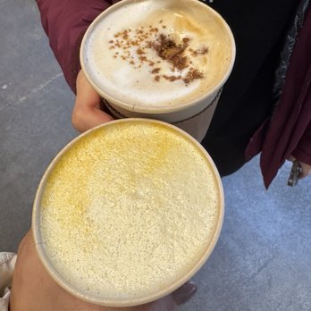 Bonjour Bakehouse - Ginger tumeric chai and biscoff latte - Bakeries Near Me - San Mateo, California