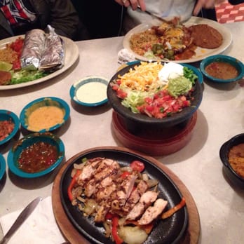 Chuy's - Chicken Fajitas and all of the fixin's - Tex-Mex Near Me - Fairfax, Virginia